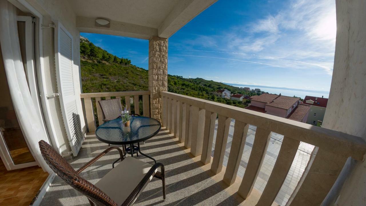 White Stone Villa Promajna Exterior photo